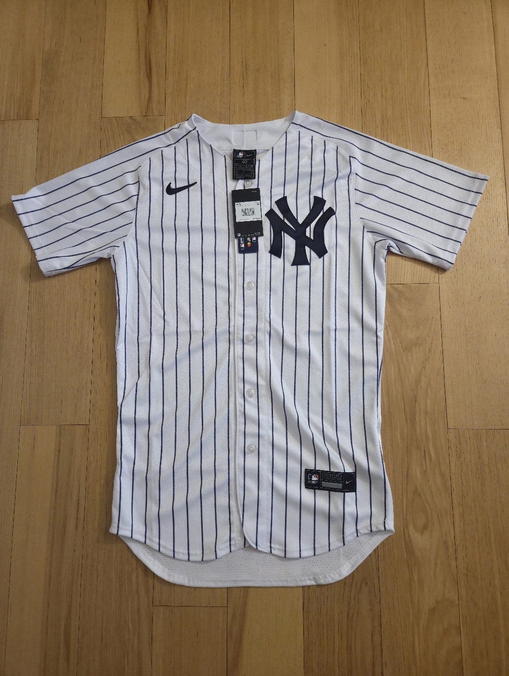 Nike New York Yankees Home Authentic Collection Jersey Men's Size M/40 NWT
